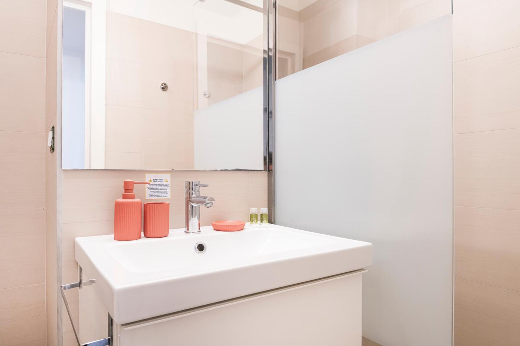 מילאנו Amazing Studio In San Babila מראה חיצוני תמונה